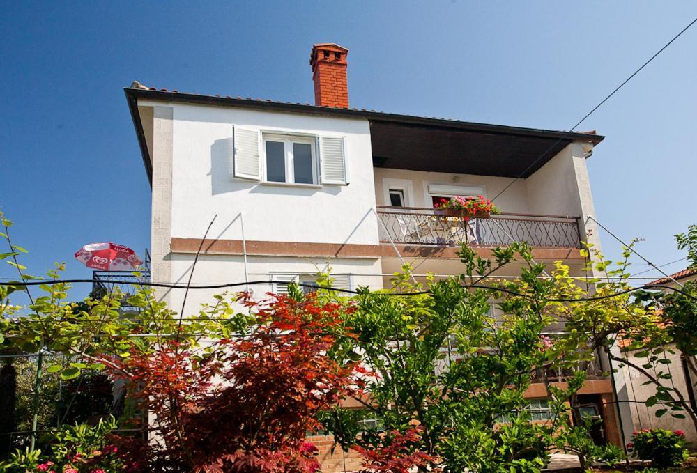 Apartments Melita Кърк Екстериор снимка