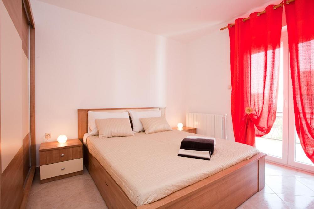Apartments Melita Кърк Екстериор снимка